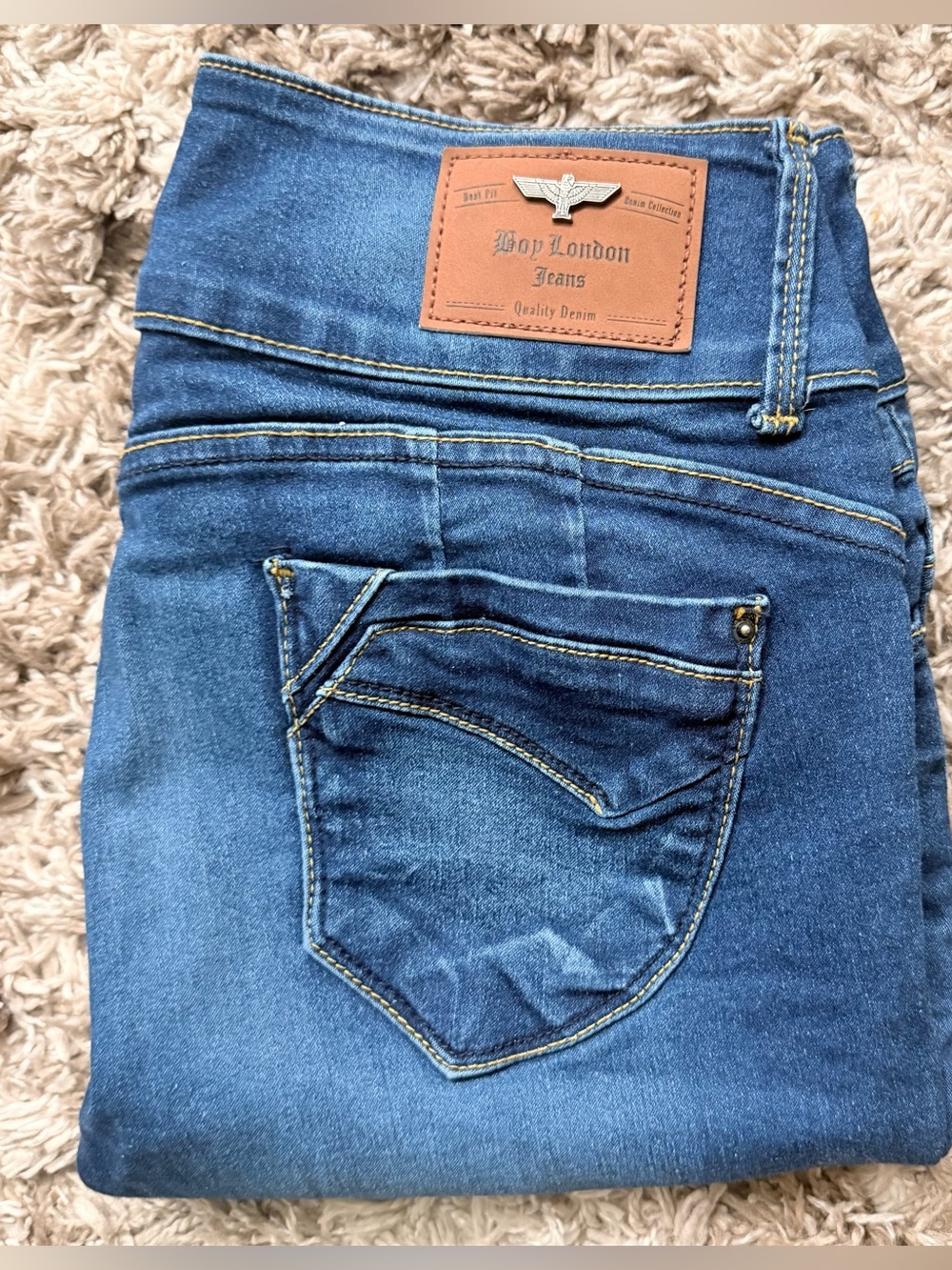 Boy London Derrière Lifting Slimming/Accentuating Jeans